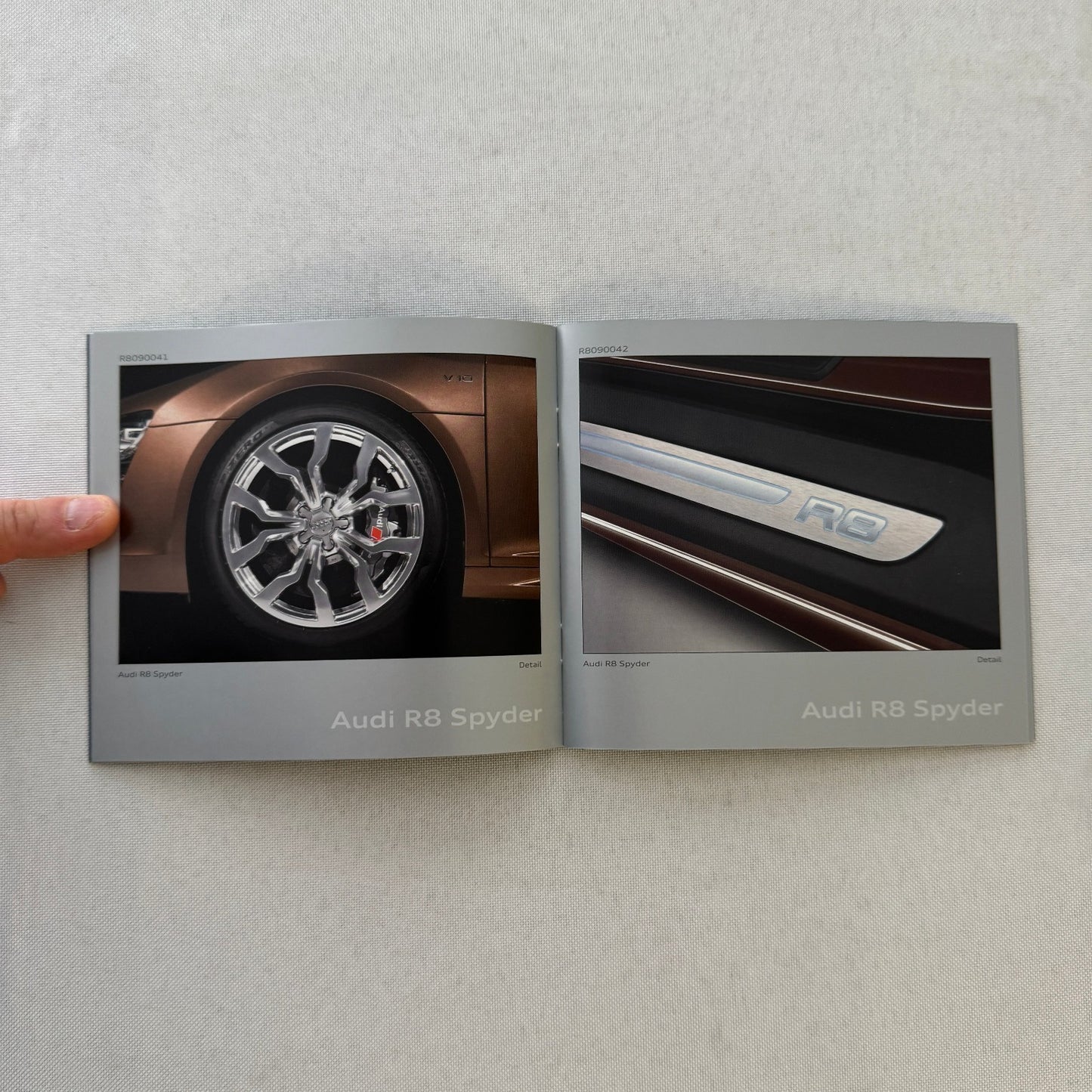 2009 Audi Factory Press Kit Photo CD Brochure Audi R8 Spyder S5 Sportback