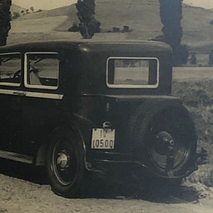 Vintage Photo Photograph Couple Car Automobile Man Woman Tag AL22SM2