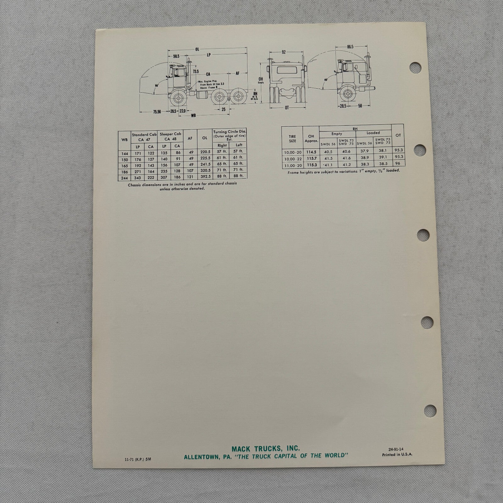 Mack Truck Model F-700LST Series Sales Brochure Catalog Mack F700 F700LST F 700