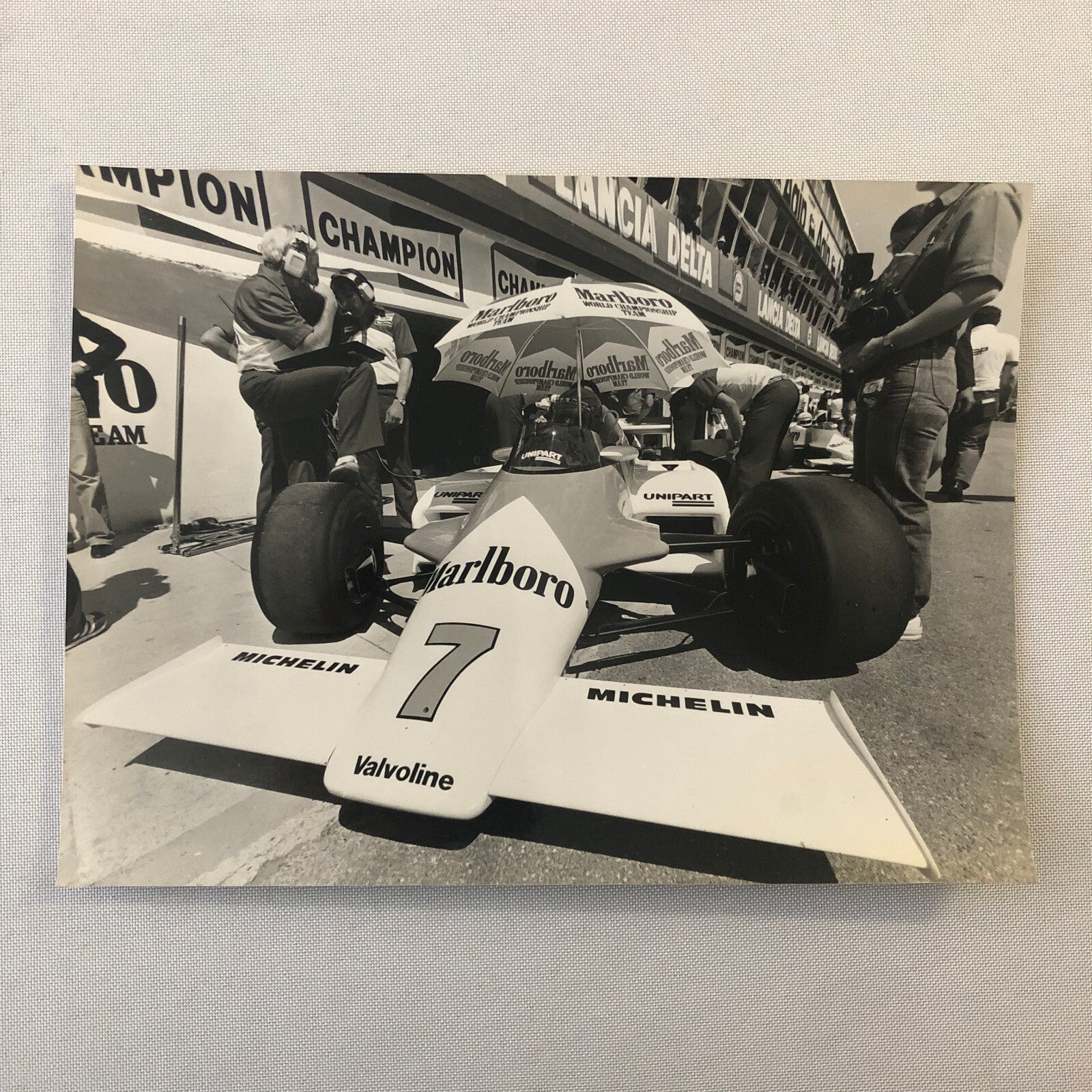 Formula One F1 Racing Photo Photograph Marlboro Car #7 Formula 1
