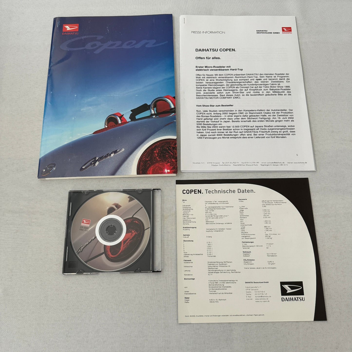 Daihatsu Copen Roadster Car Press Kit Brochure Photo CD German Text