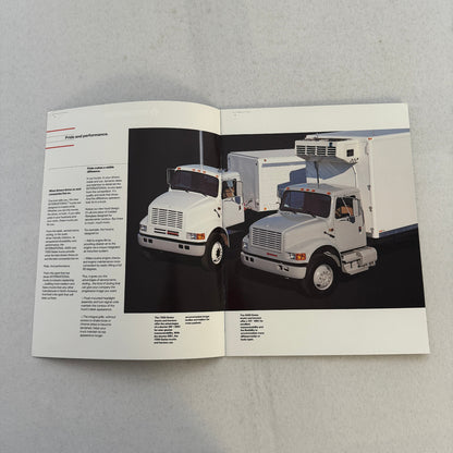 International 4000 and 7000 Series Truck Sales Brochure Catalog Advertising