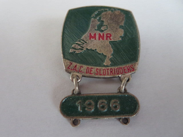 Vintage 1966 MNR Z.A.C ZAC de Slotridders European Car Club Rally Pin Badge