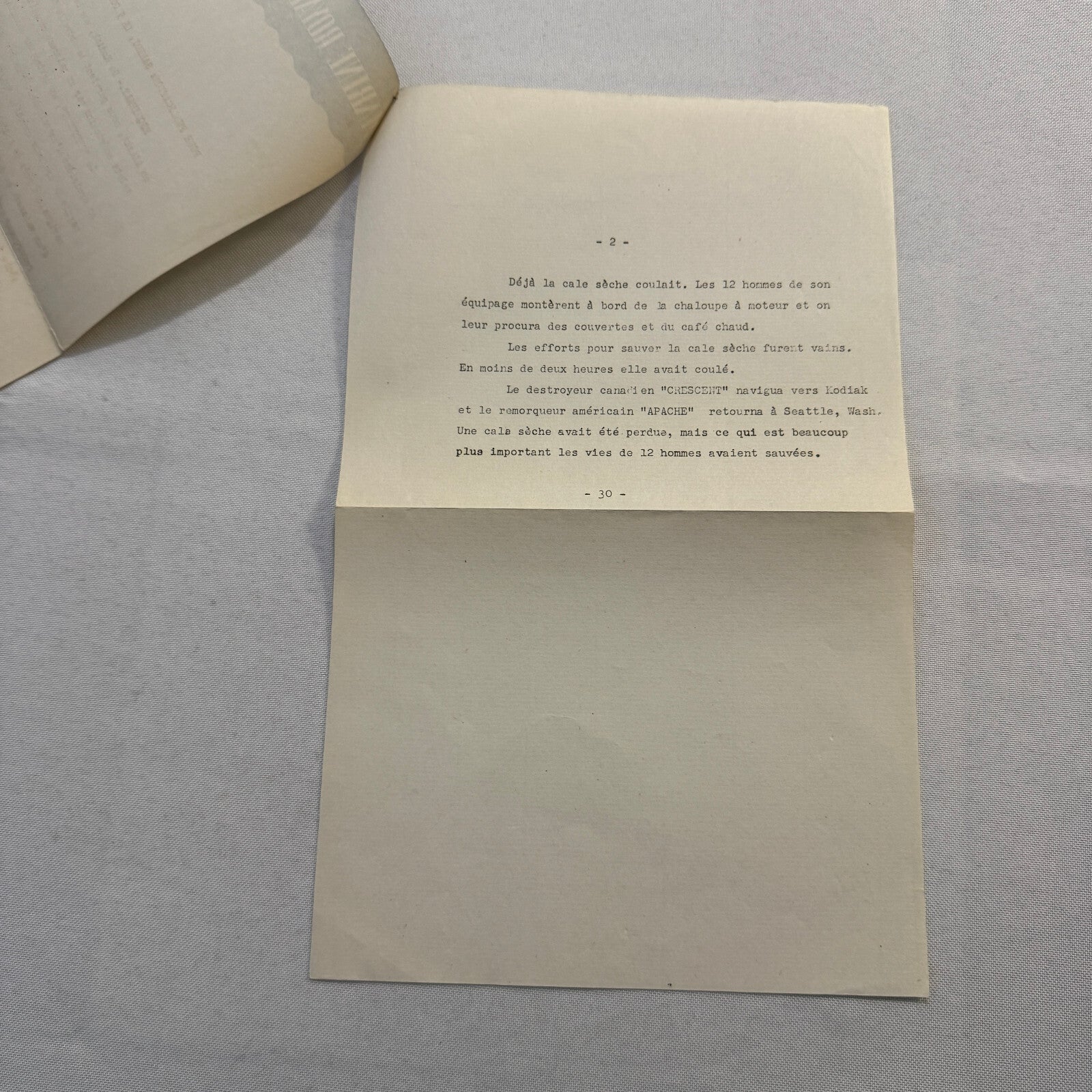 1946 Royal Canadian Navy Press Release Document HMCS Crescent Vintage FRENCH