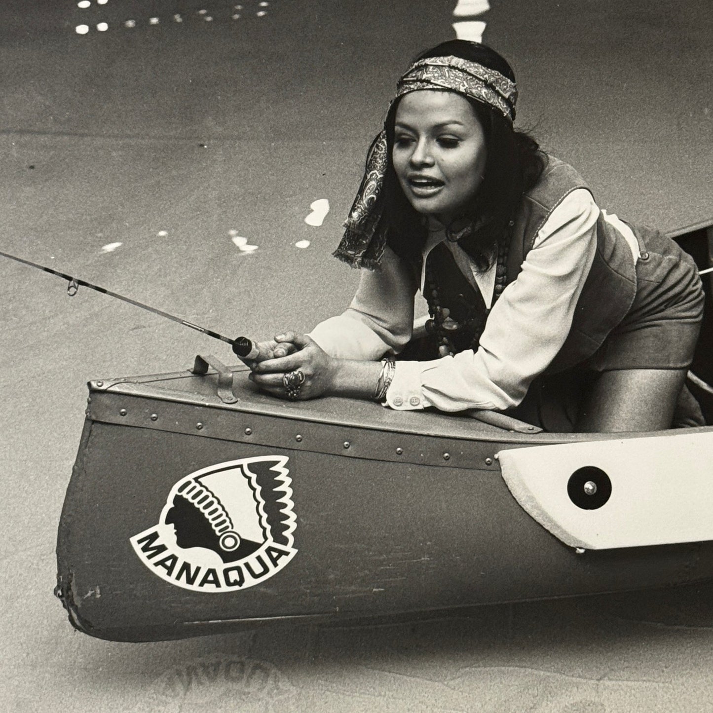 Vintage Manaqua Canoe Boat Advertising Photo with Model