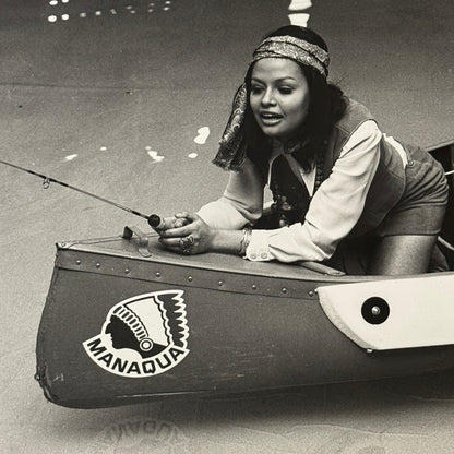 Vintage Manaqua Canoe Boat Advertising Photo with Model