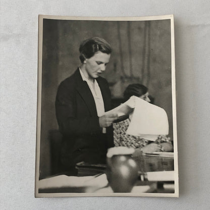 Vintage Press Photo Photograph Women Engineers Conference London News 1933