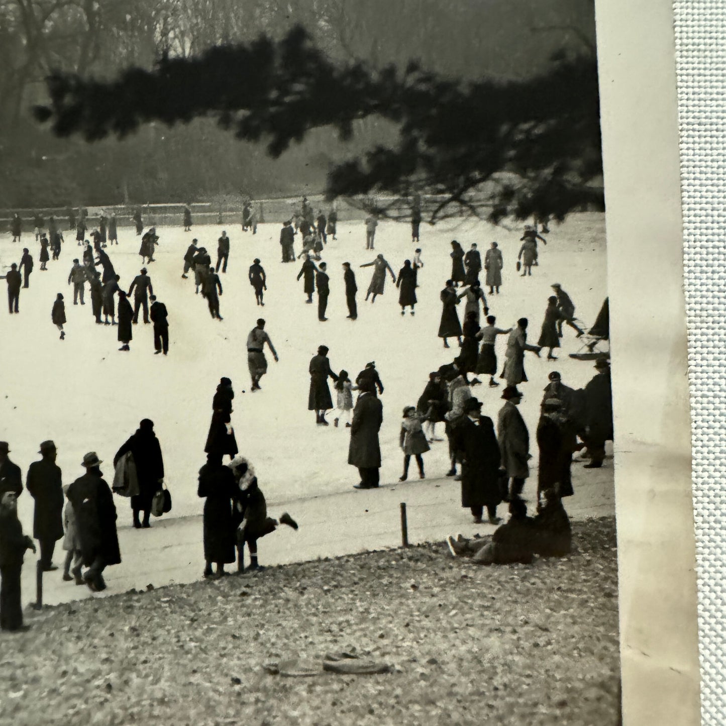 Paris Ice Skating Bais de Boulogne Press Photo Photograph Agence Trampus 1934