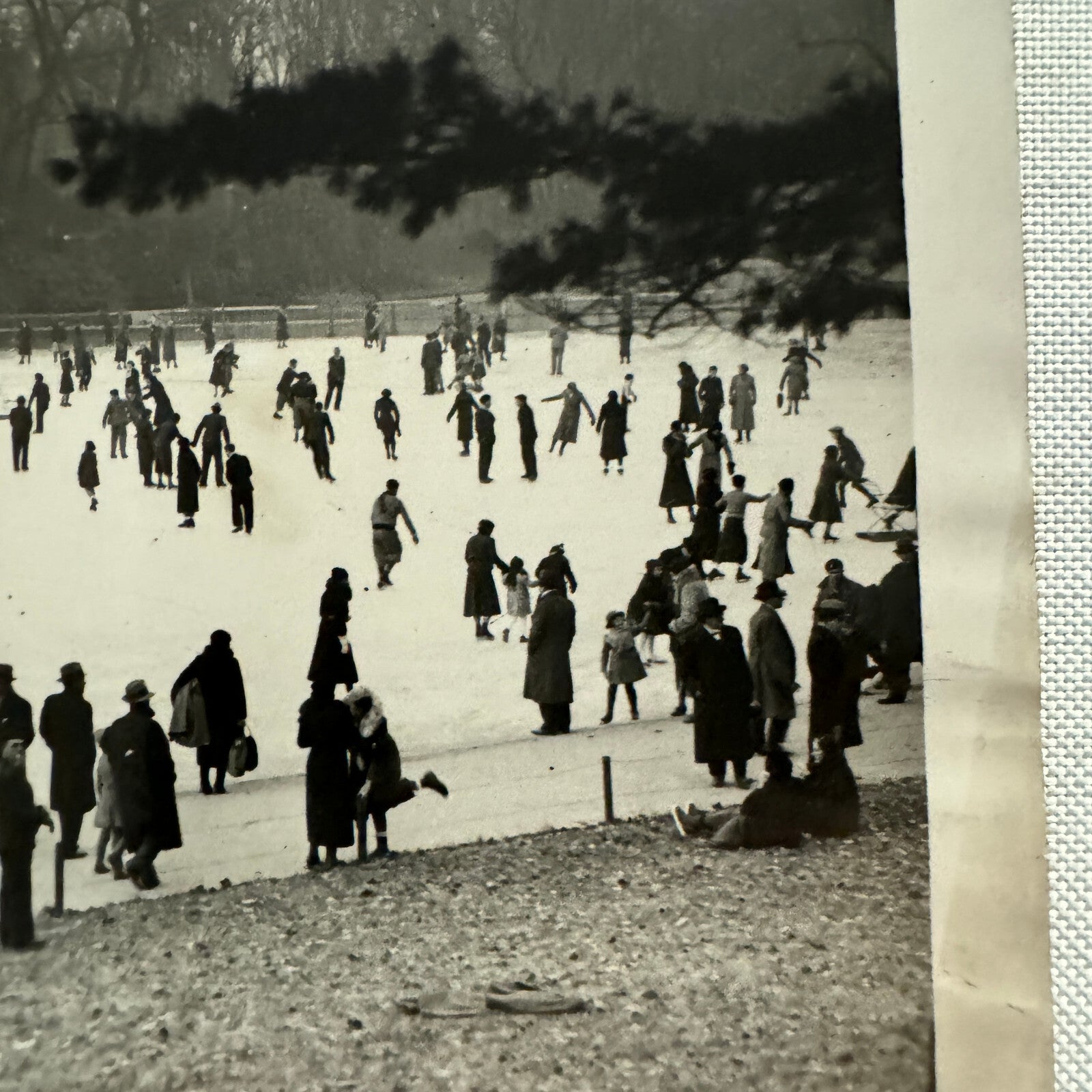 Paris Ice Skating Bais de Boulogne Press Photo Photograph Agence Trampus 1934