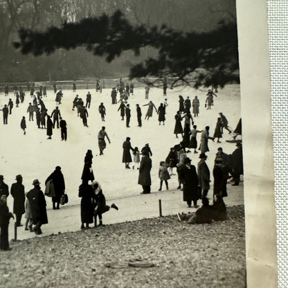Paris Ice Skating Bais de Boulogne Press Photo Photograph Agence Trampus 1934
