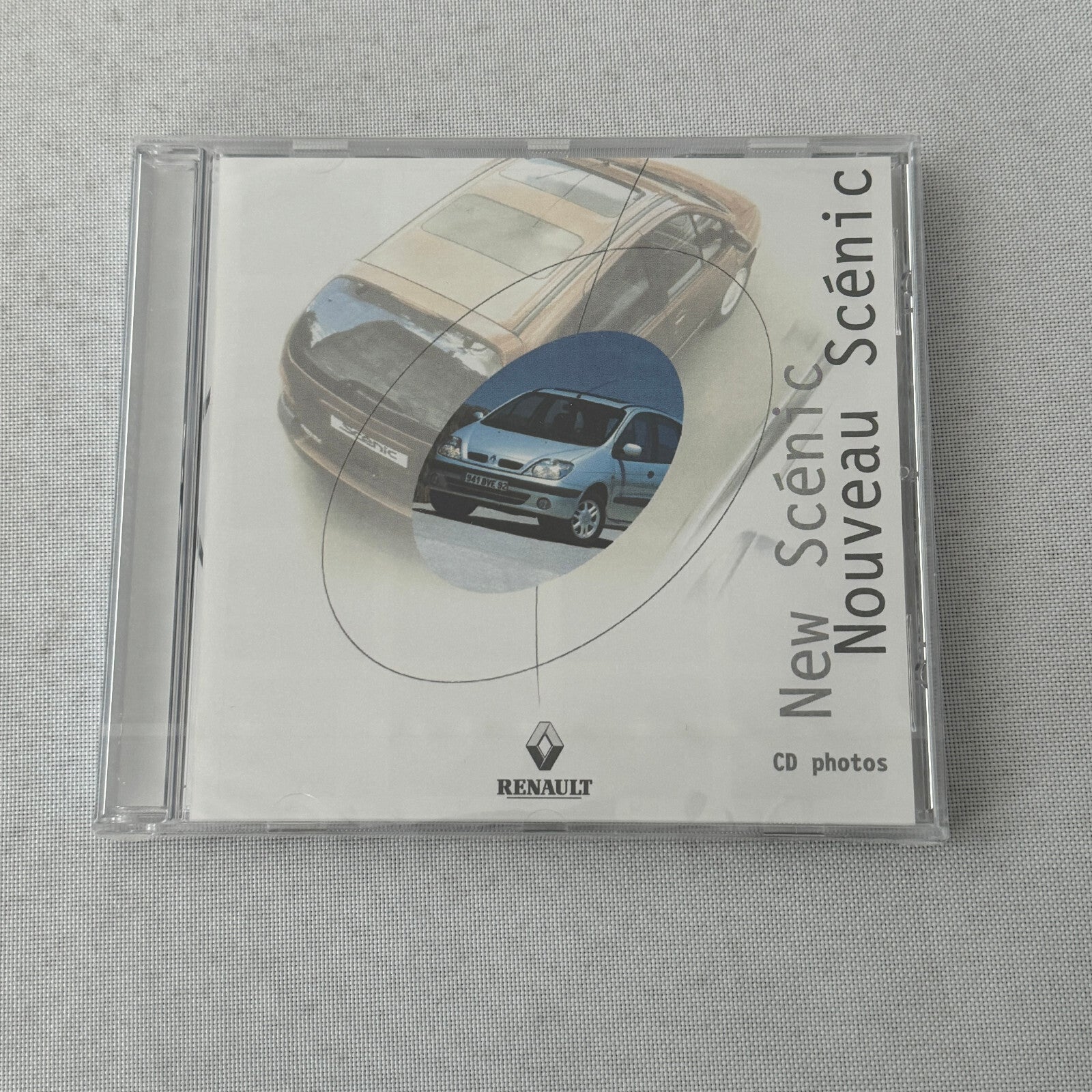 Renault Scenic Press Kit with Photos and Photo CD German Text European