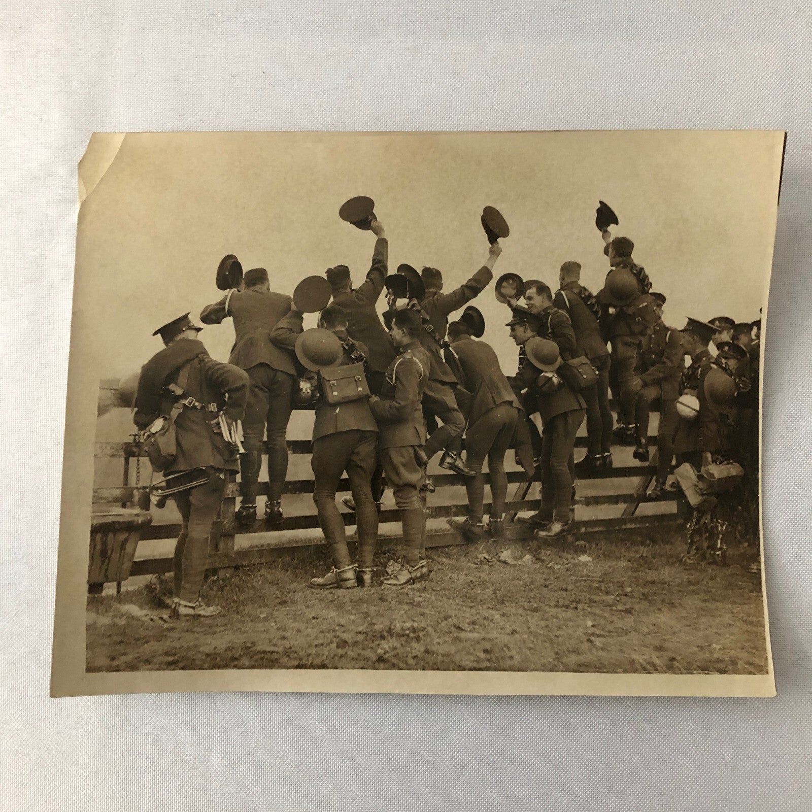 Vintage Press Photo Photograph 9th Queens Lancers Edinburgh 1933