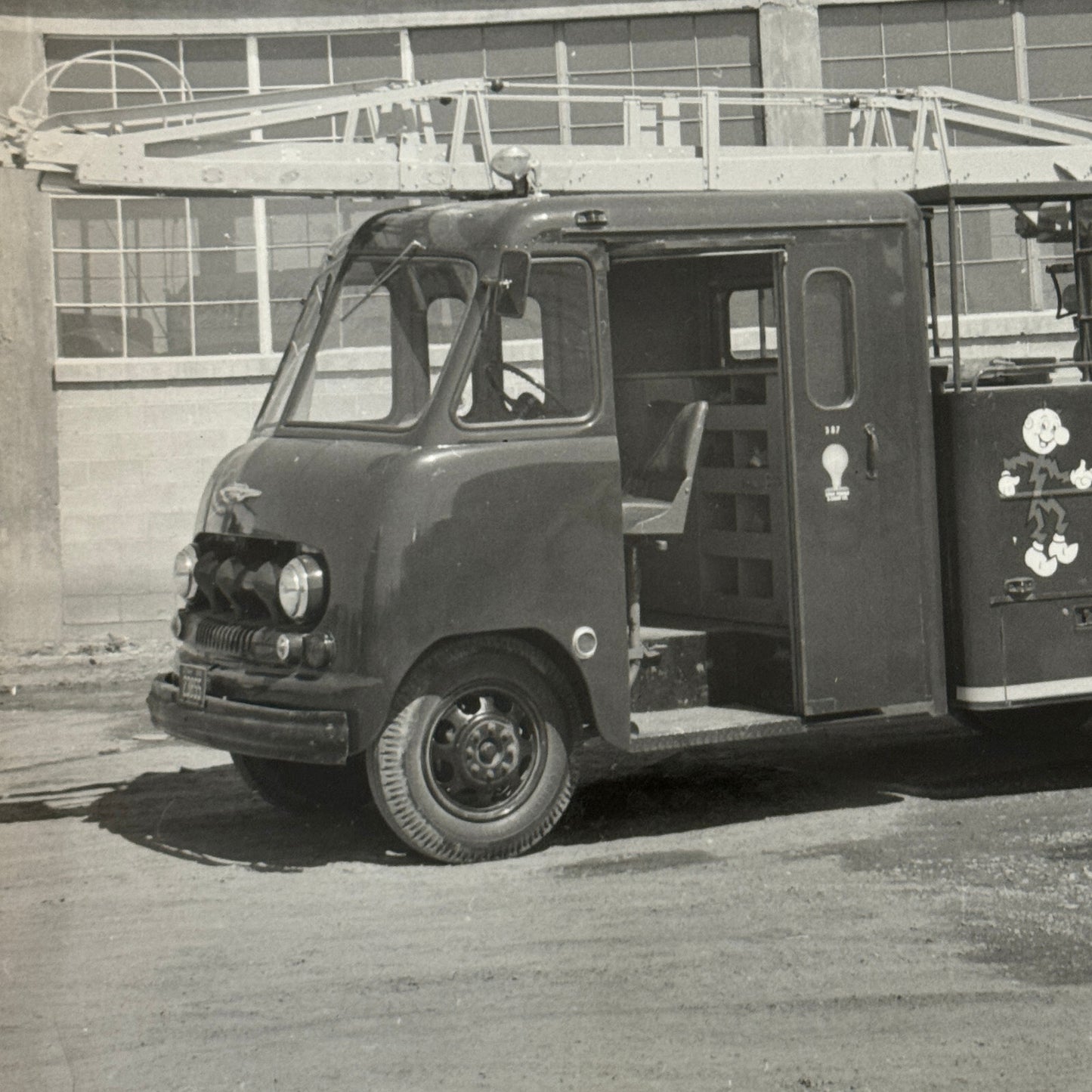 1951 Ford Electrical Service Truck Photo Photograph Reddy Kilowatt