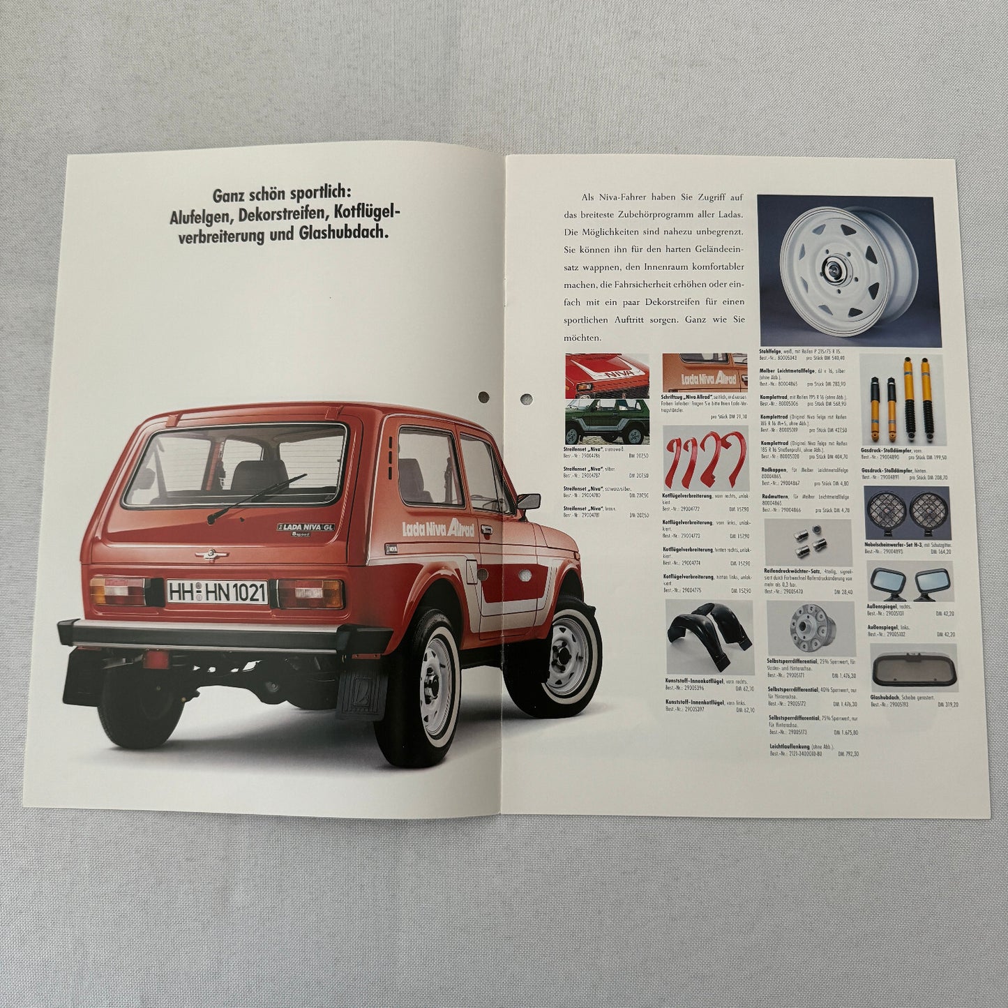 Lada Niva ACCESSORIES Car Sales Brochure Catalog GERMAN