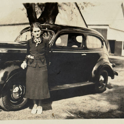 Vintage Car Automobile Snapshot Photo Photograph Woman with Car DS24 Quebec