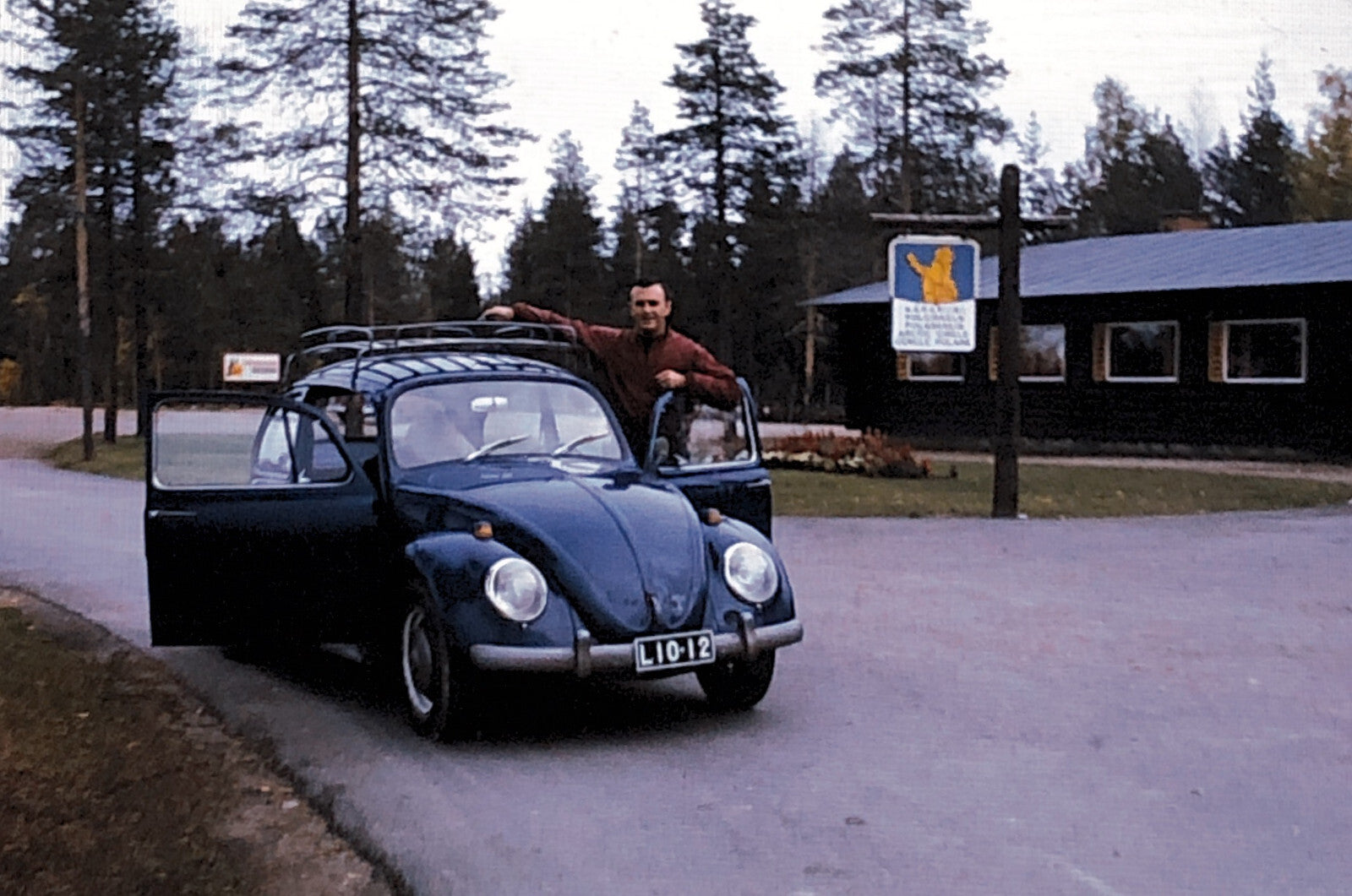 35MM Slide Photo Volkswagen VW Beetle Bug with Roof Rack Arctic O 1969 