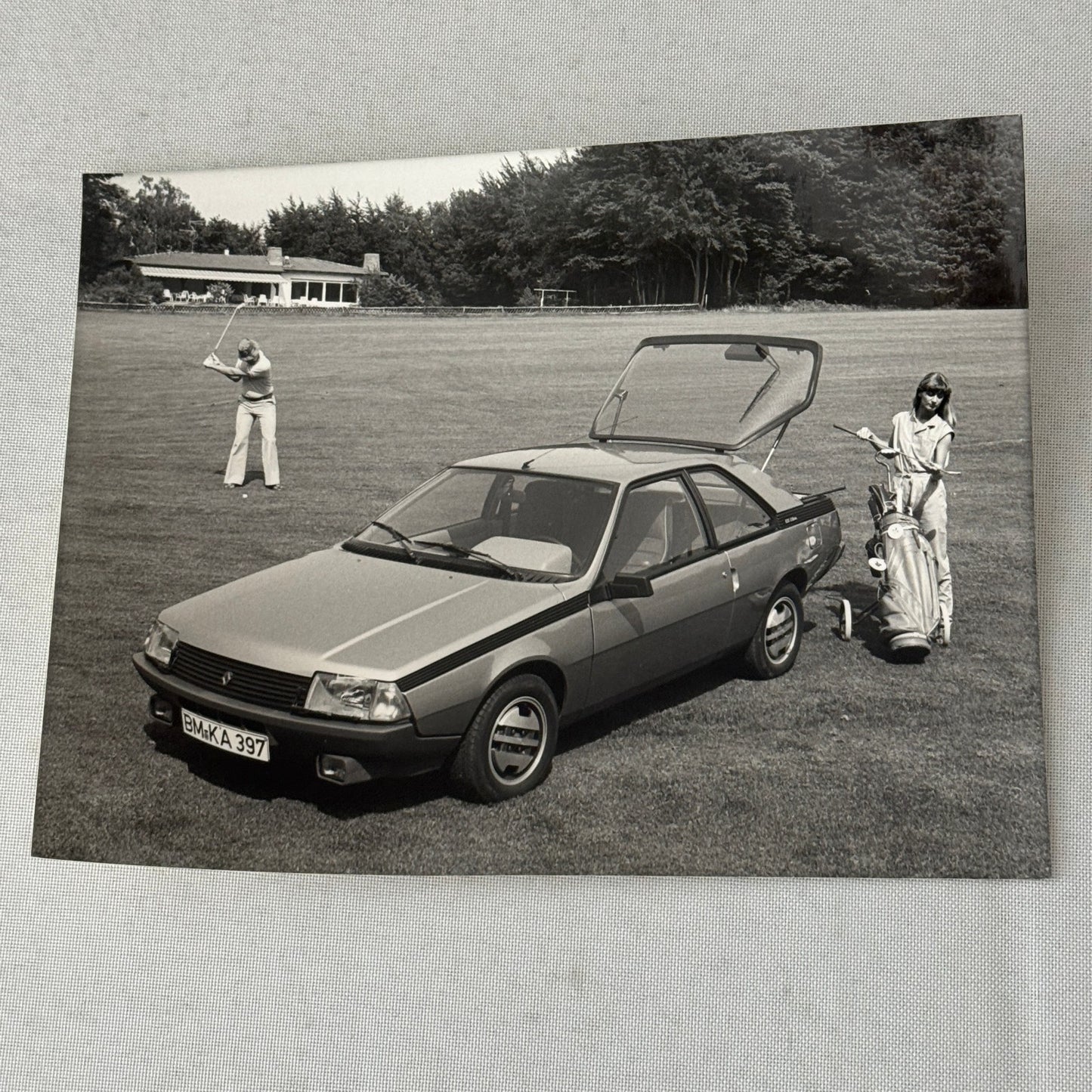 Renault Fuego Vintage Press Kit Brochure Photos 1980 GERMAN Text
