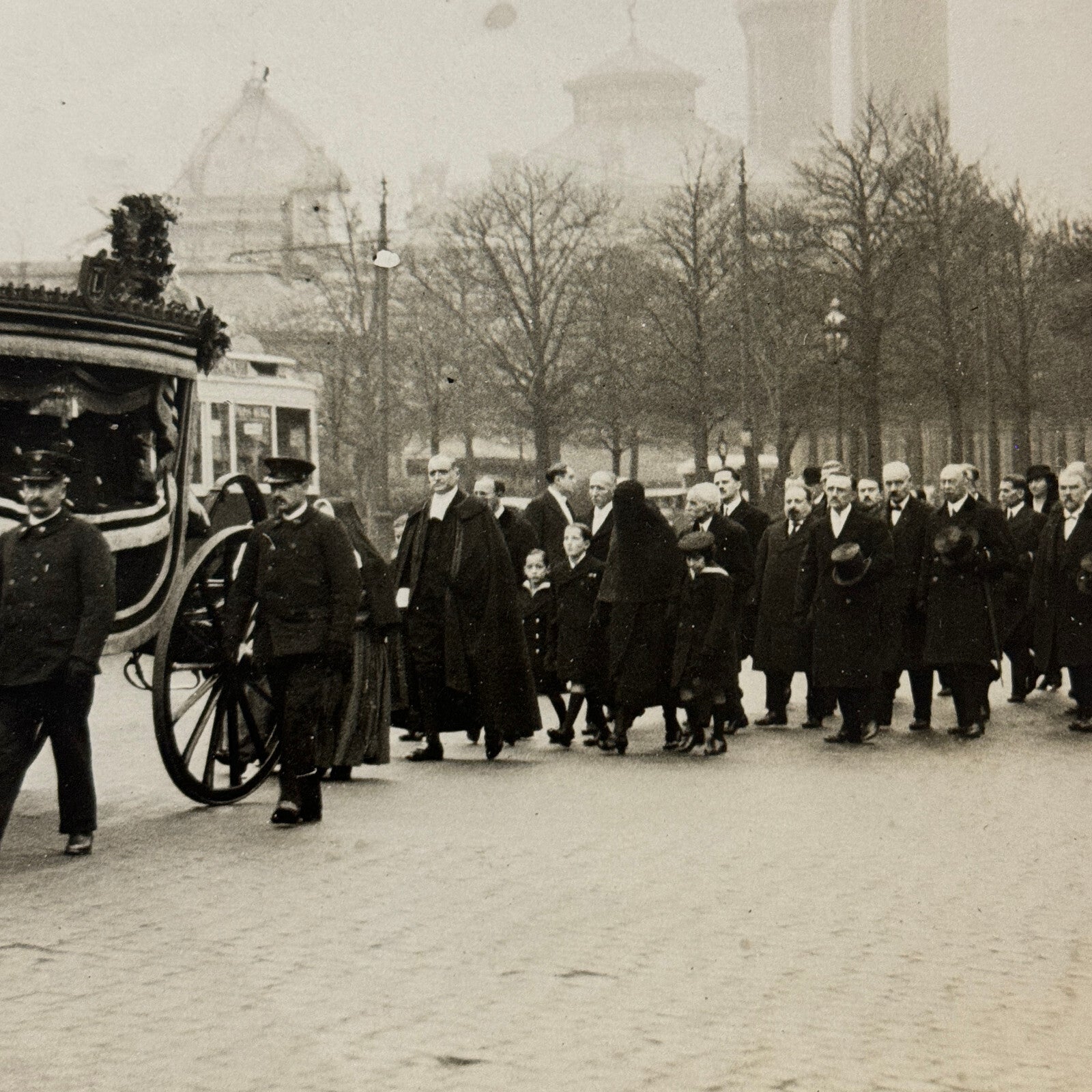 French Funeral Procession Horse Wagon Hearse Louis Loucheur Press Photo 1931