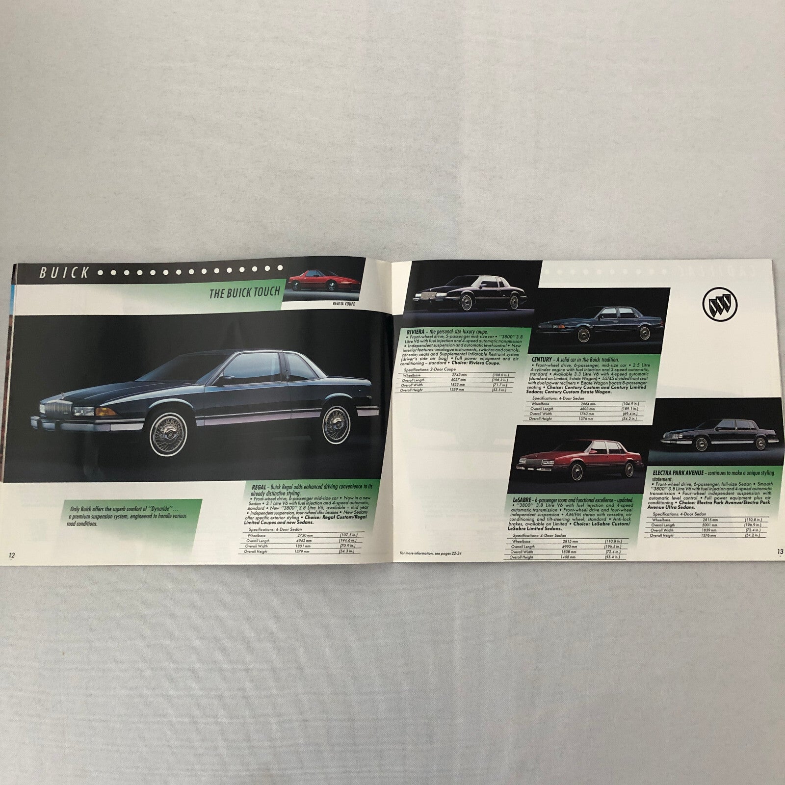 1990 General Motors GM Sales Brochure Catalog Pontiac Chevrolet GMC Cadillac +