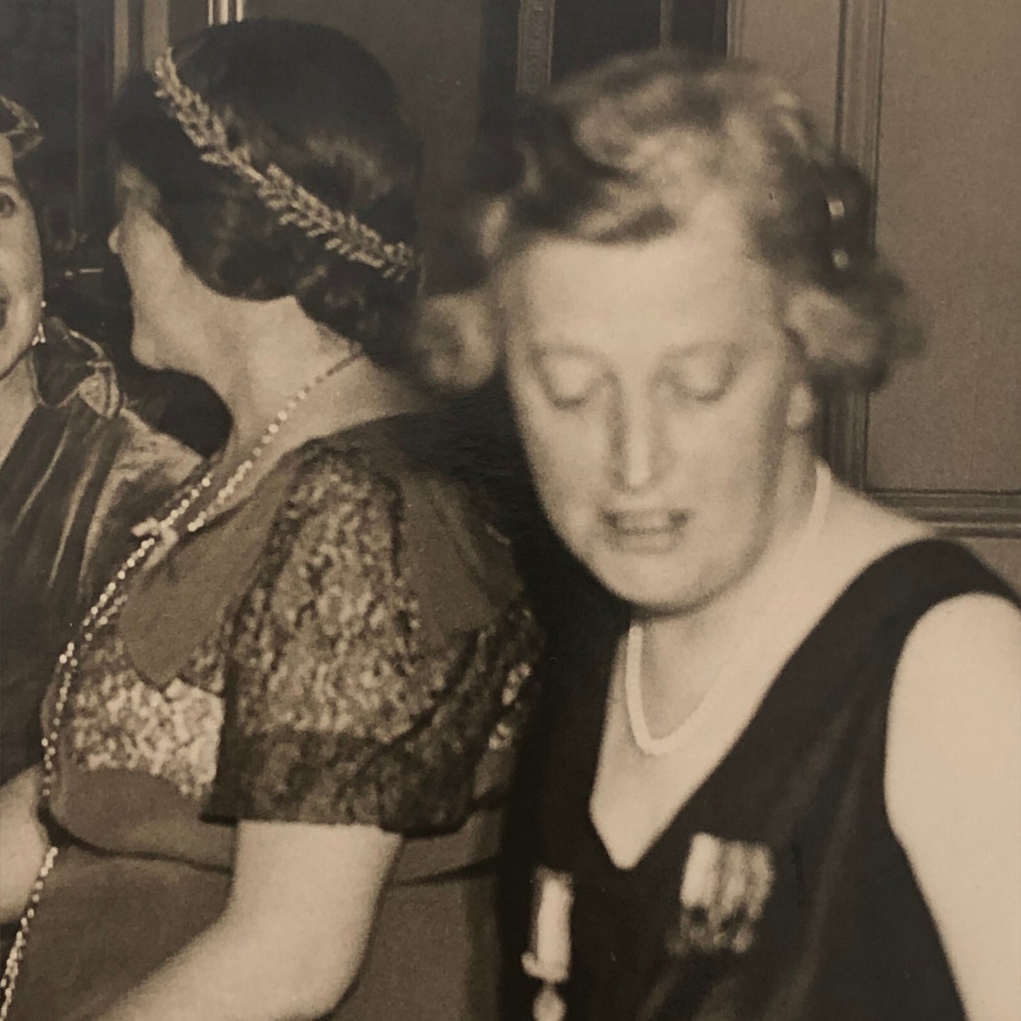 Vintage Press Photo Photograph Suffragette Anniversary Dinner London 1933
