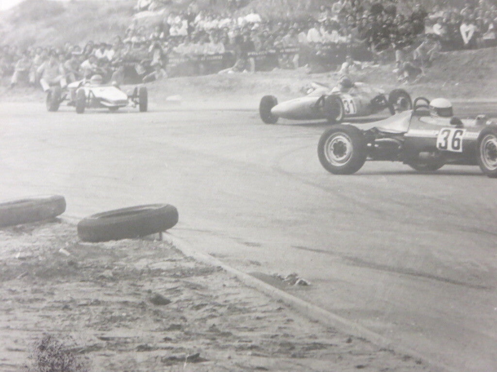 2 Vintage Formula V Racing in Israel Photo Photograph Lot - Revue Automobile