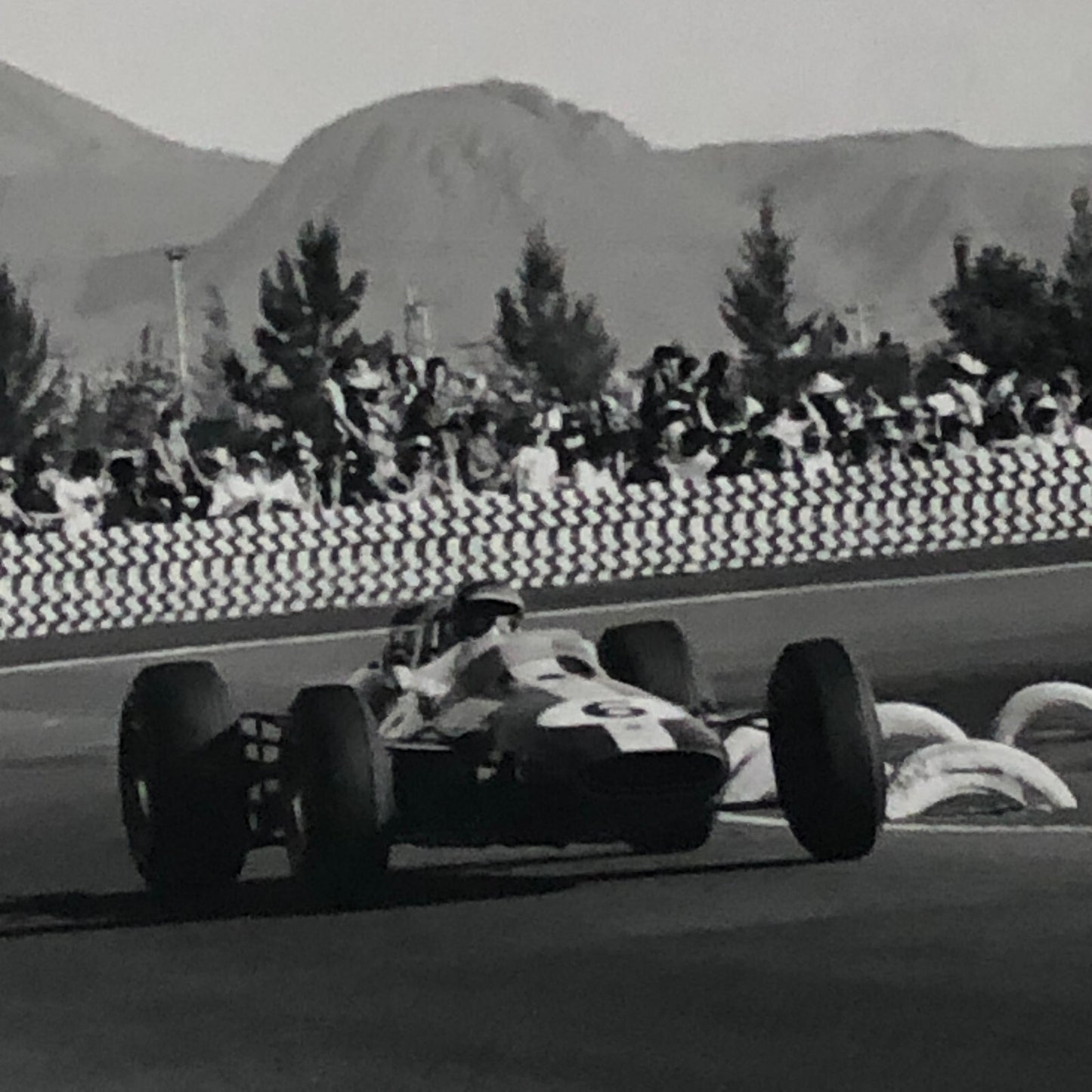 Vintage Bernard Cahier Racing Photo Mike Spence Lotus Climax 1965 Mexico GP