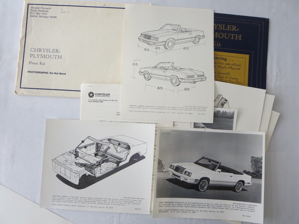 1982 Chrysler Plymouth Press Kit Convertible Town & Country Champ 