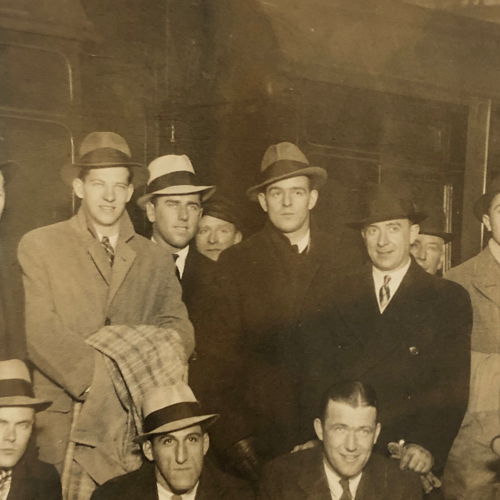 Press Photo Photograph 1934 American Ice Hockey Association Players LNA London