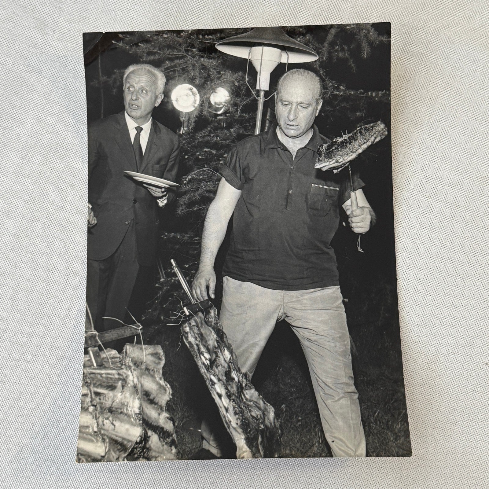 Juan Manuel Fangio Cooking Asado Italian Press Photo Photograph F1 Racing Driver
