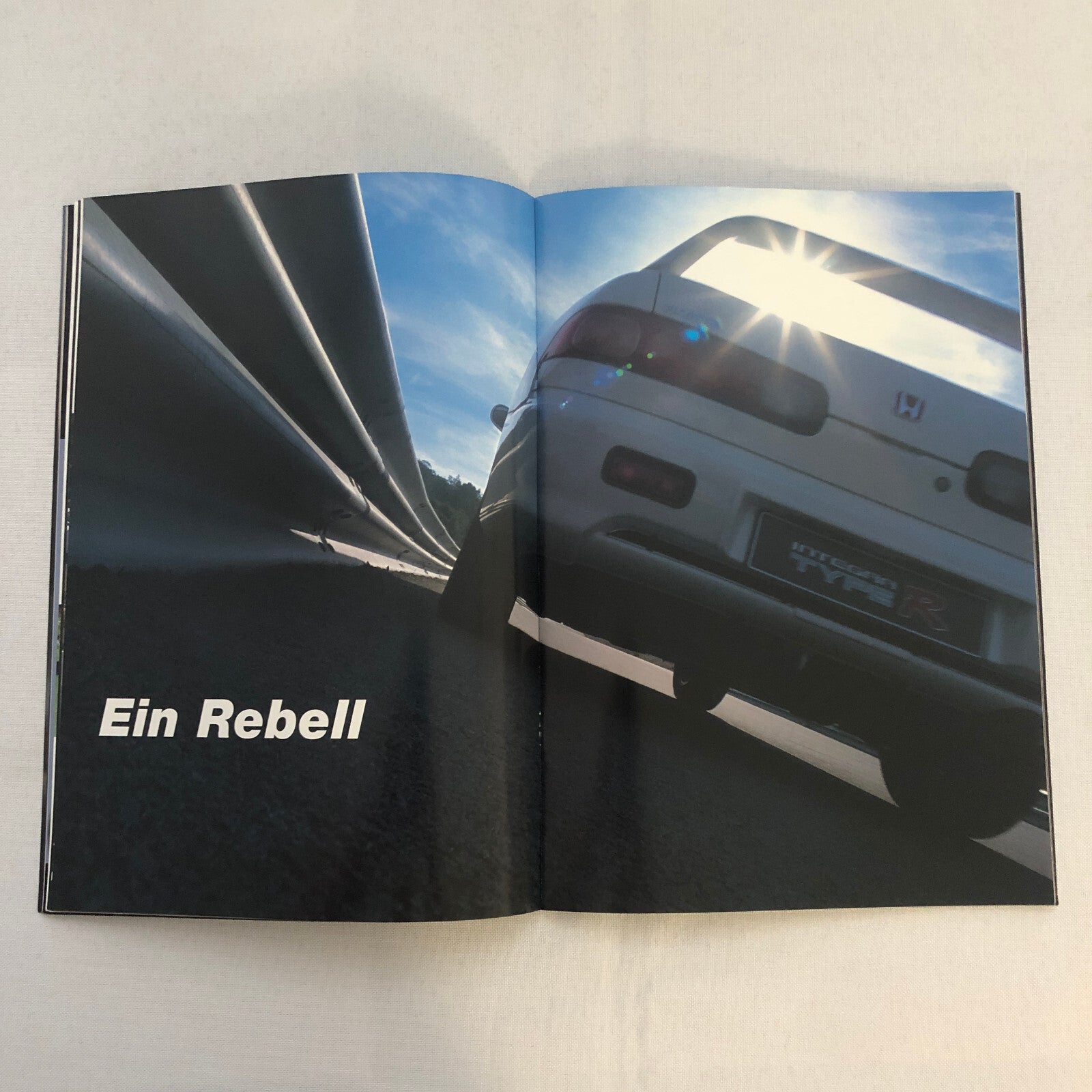 Honda Integra Type R Car Sales Brochure GERMAN Text European Market