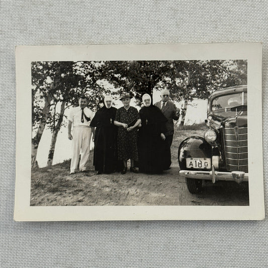 Nuns with Classic Car Vintage Photo Photograph Snapshot Nun