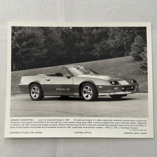 1987 Chevrolet Camaro IROC Z Convertible Factory Press Photo Photograph Vintage