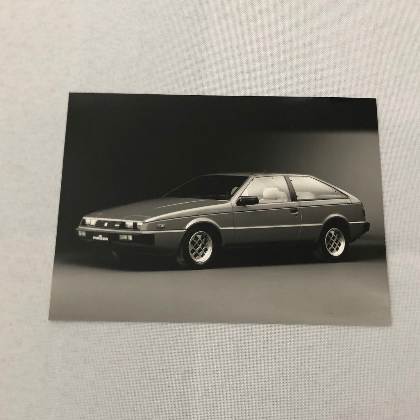 Isuzu Piazza Car Factory Press Photo Photograph Print Lot 2x