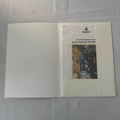 1999 Renault Scenic RX4 Car Press Kit Sales Brochure Photos