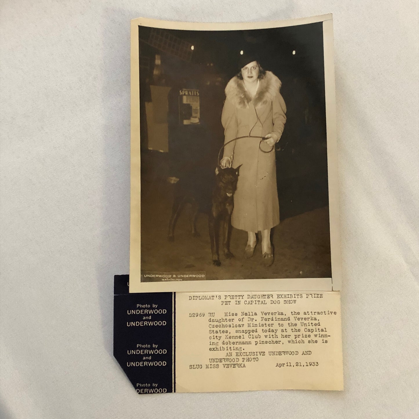 Vintage Press Photo Photograph Wife of Czechoslovakia Diplomat Daughter Dog Show