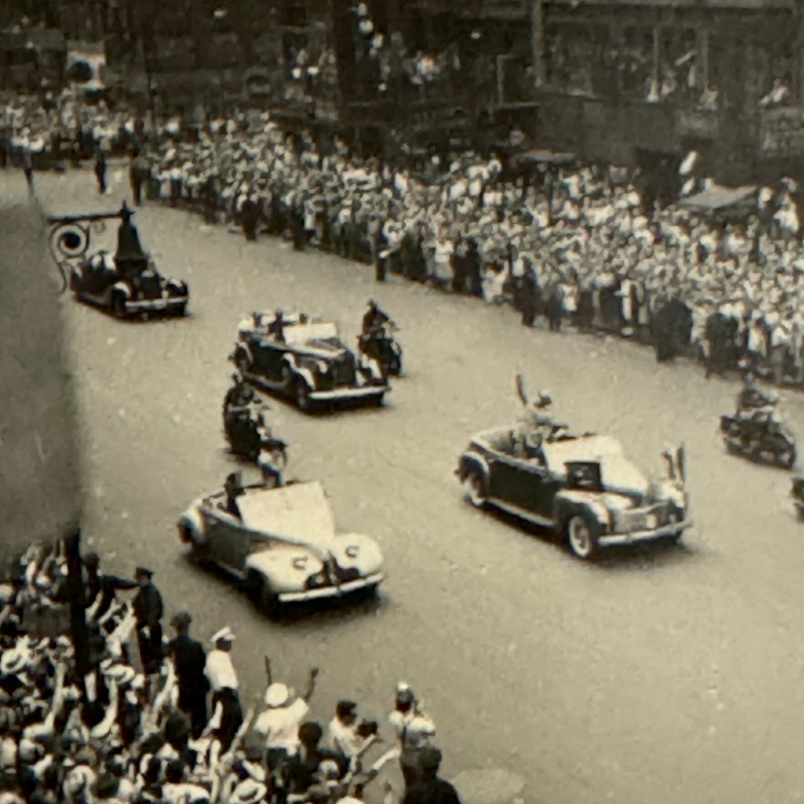 President Dwight D Eisenhower Parade Car Limousine Photo Photograph 1945