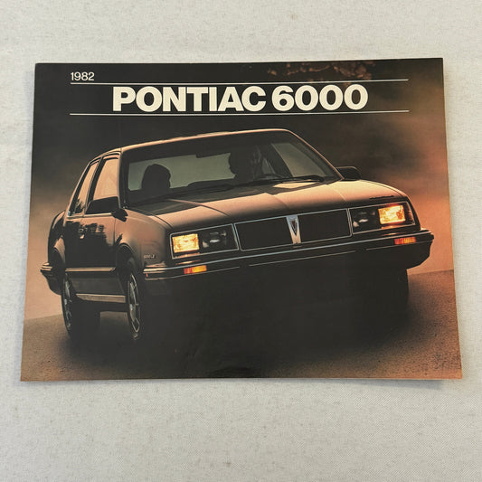 1982 Pontiac 6000 Car Sales Brochure Catalog Advertising 6000 LE