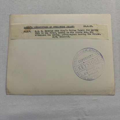 1932 Press Photo Photograph Bravery Medal for Man Saving Life Keystone