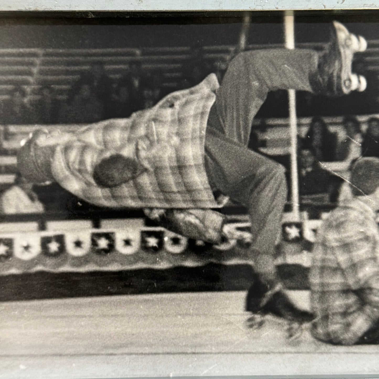 Circus Roller Skating Act Photo Photograph Print Vintage 3 Miehes