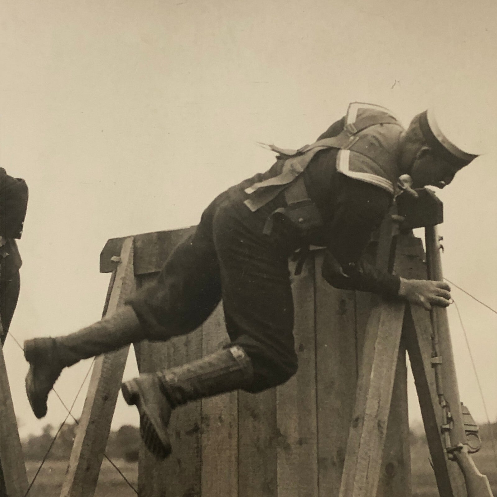 Press Photo Photograph Obstacle Course Race Participants Military 1933 London