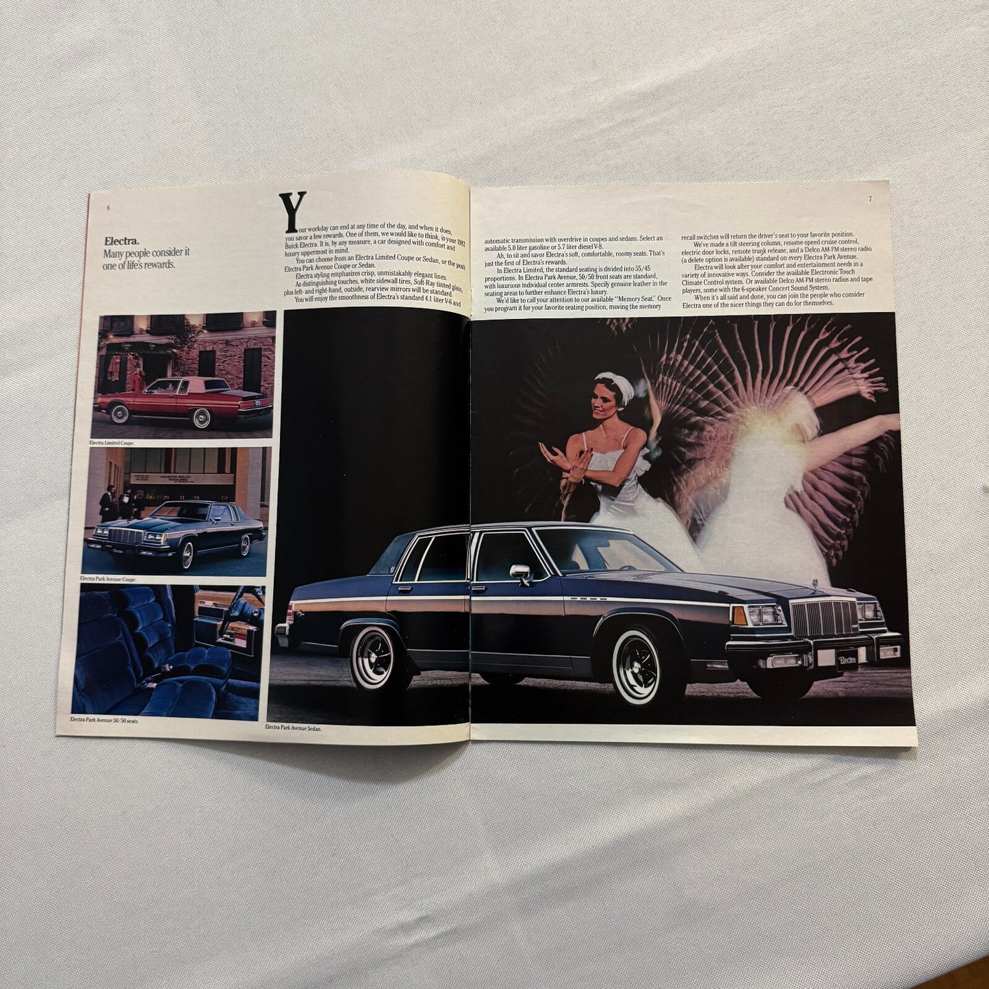 1982 Buick Car Sales Brochure Catalog Riviera Electra LeSabre Regal Skylark