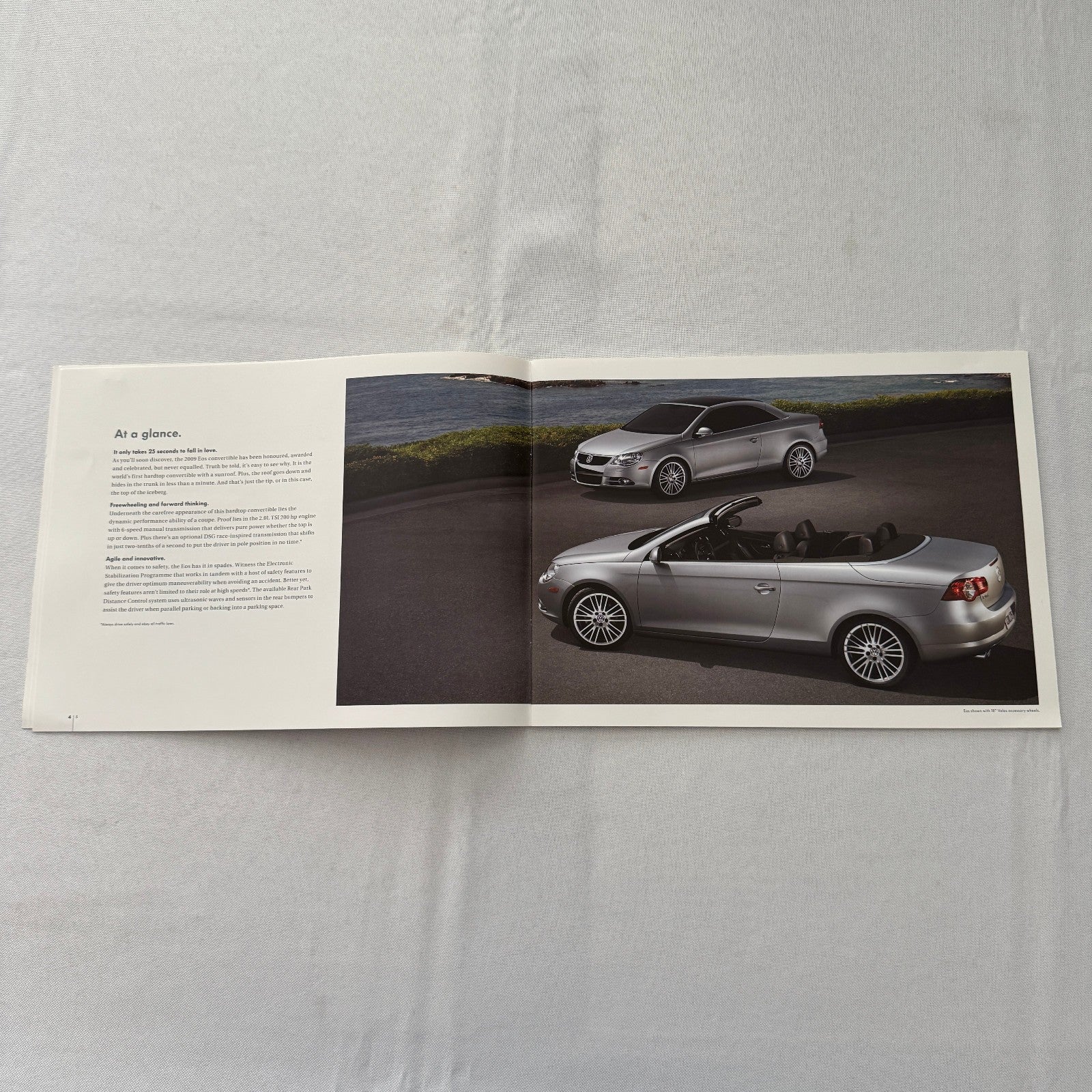 2009 Volkswagen VW Eos Convertible Roadster Sales Brochure Catalog Canadian