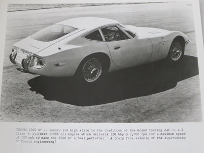 Vintage Toyota 2000GT Sports Car Factory Press Photo Photograph Image 2000 GT 