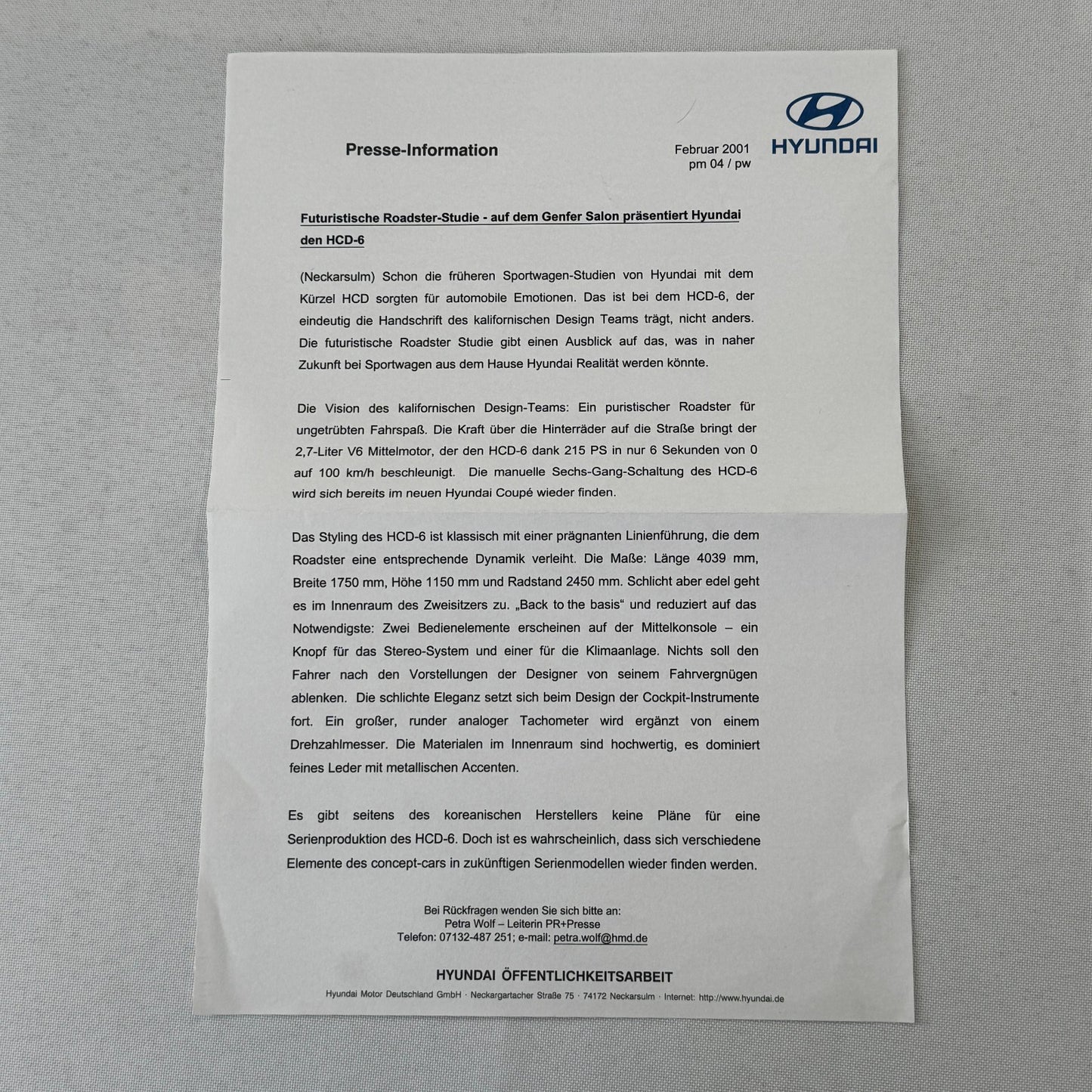 2001 Hyundai HCD-6 Concept Car Prototype Press Kit Photos German Hyundai HCD 6