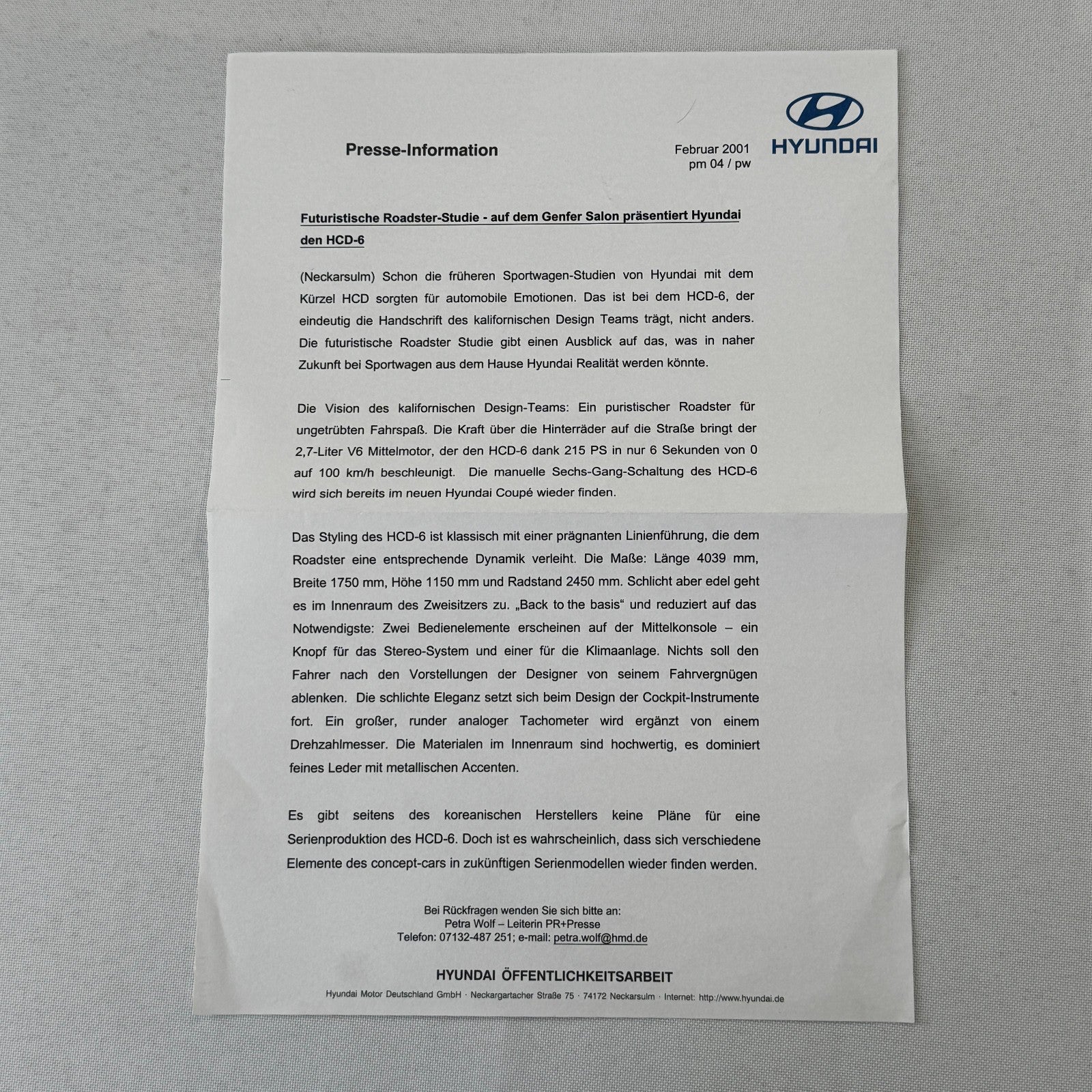 2001 Hyundai HCD-6 Concept Car Prototype Press Kit Photos German Hyundai HCD 6