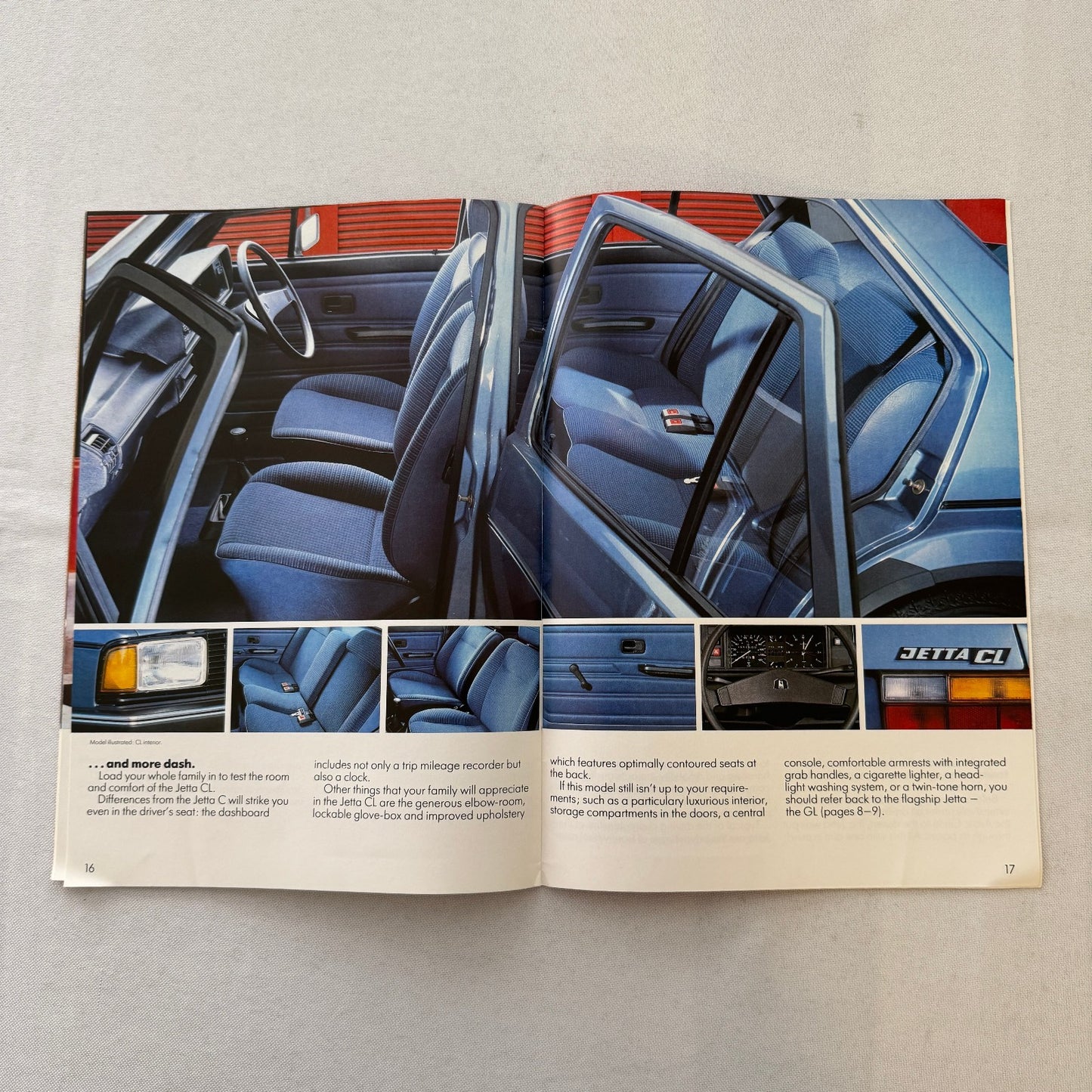 1982 Volkswagen Jetta Sales Brochure Catalog Advertising VW Jetta