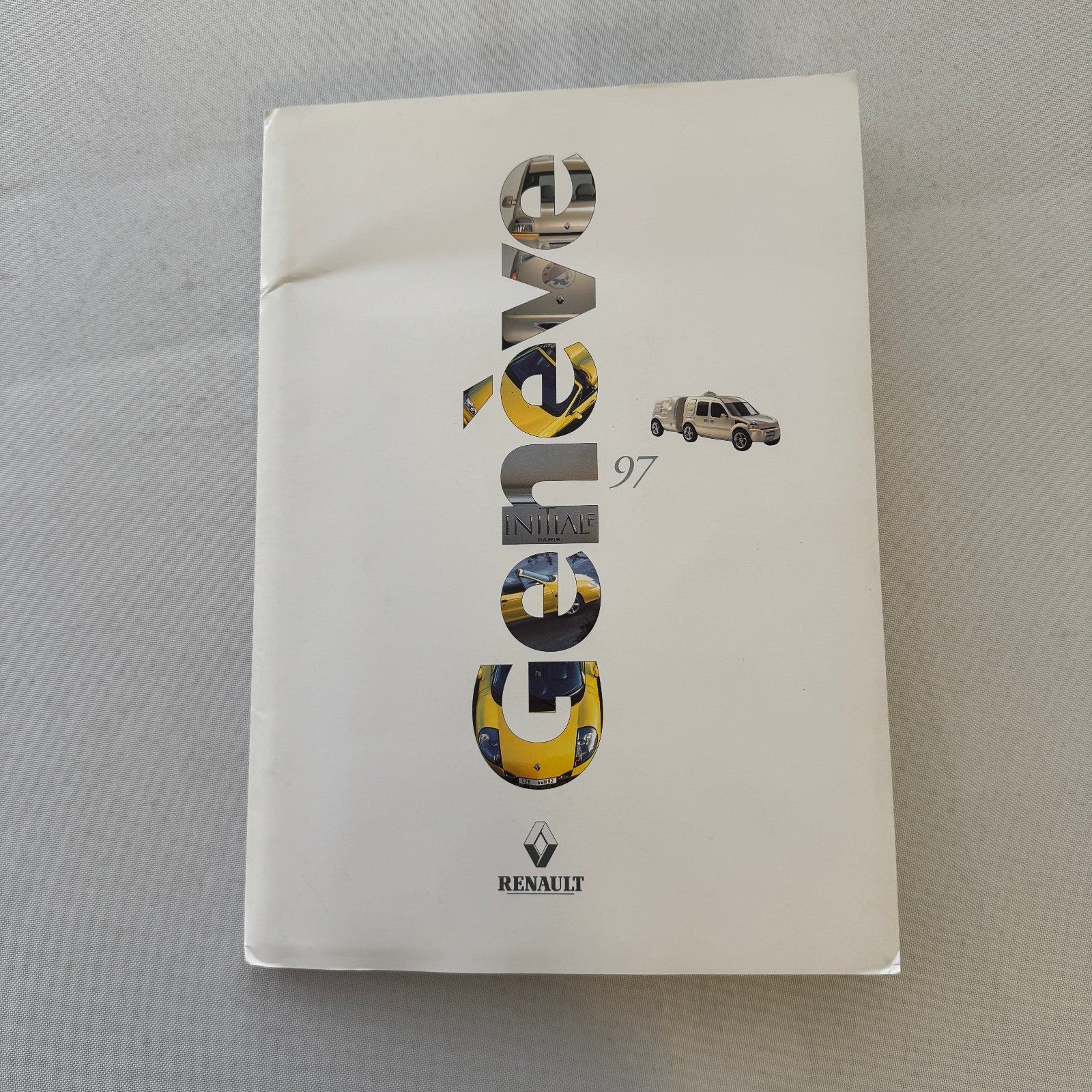 1997 Renault Geneva Auto Show Press Kit Clio Twingo Megane Spider GERMAN