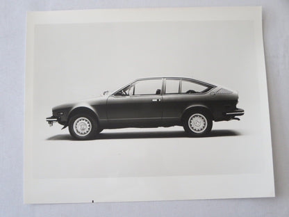 1975 Alfa Romeo Press Kit Alfetta Spider GT French Canadian Brochure