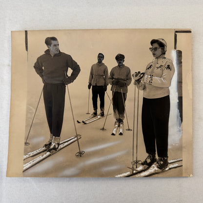 Shah of Persia Mohammad Reza Pahlavi Queen Soraya Vintage Press Photo Ski Iran