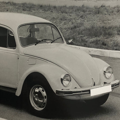 1975 Volkswagen VW Beetle Factory Press Photo Photograph Print